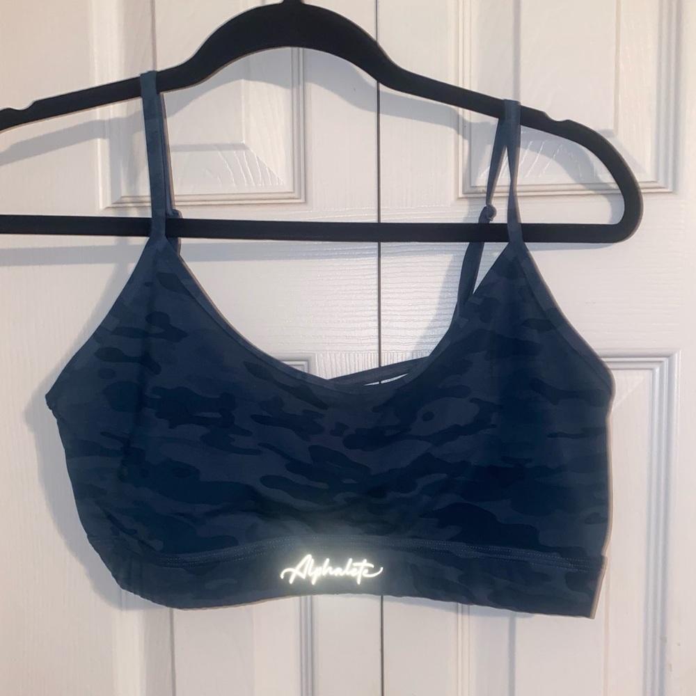 Alphalete sports bra